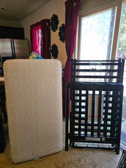 Baby crib and mattress