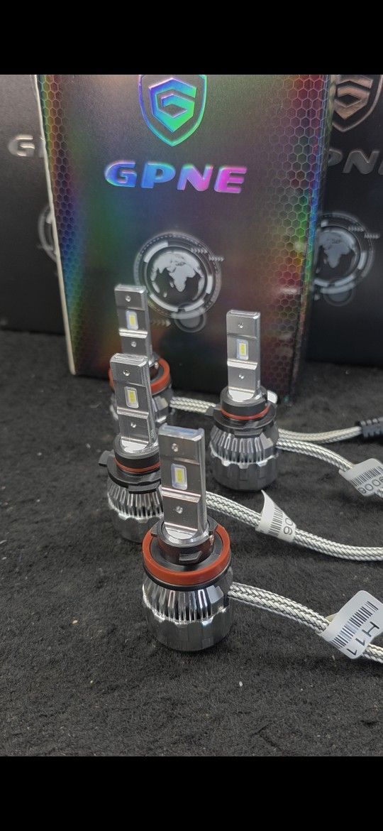 Car Led Headlights Kit Model H11 (Same As H8 H9 H11b H16)
$29 COMPLETE KIT
2 BULBS for:
Headlights, Low beam, High beam, DRL or Foglights
Car Led