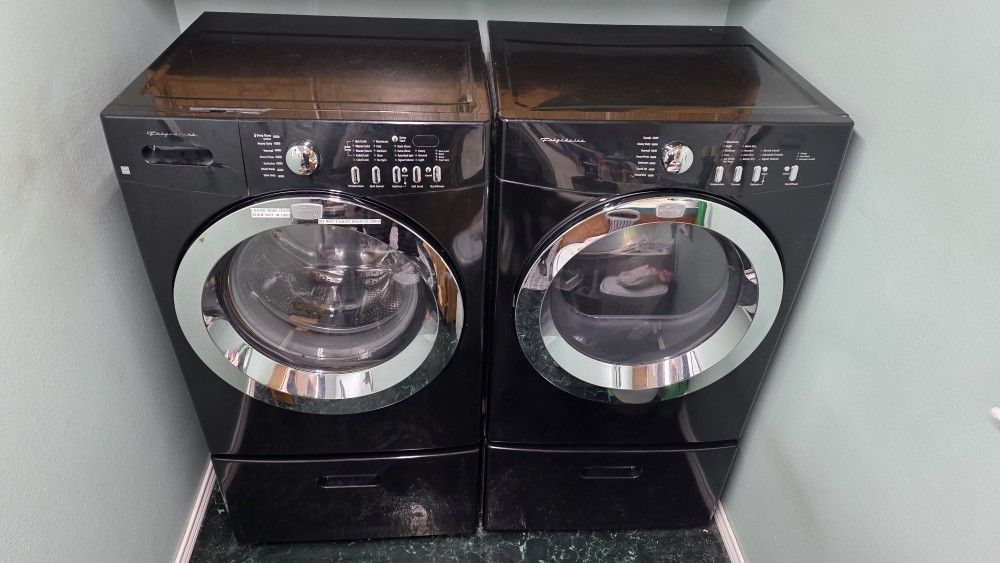 Used Frigidaire Washer and Dryer Combo