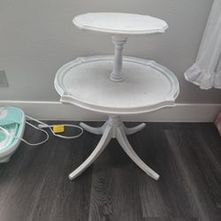 Little  Antique Table