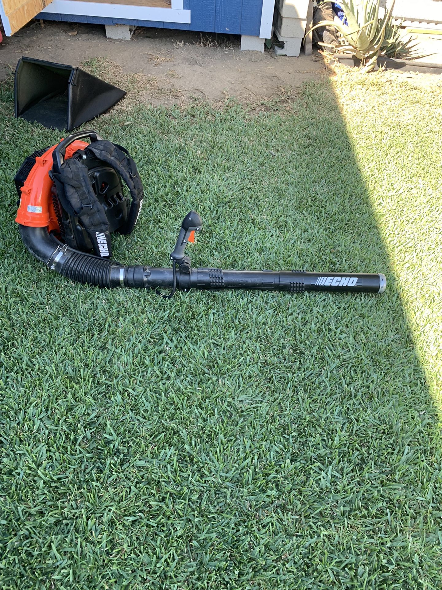 ECHO PB-580T Back Pack Leaf Blower