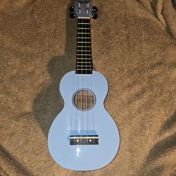 Mahalo Ukulele Soprano Light Blue