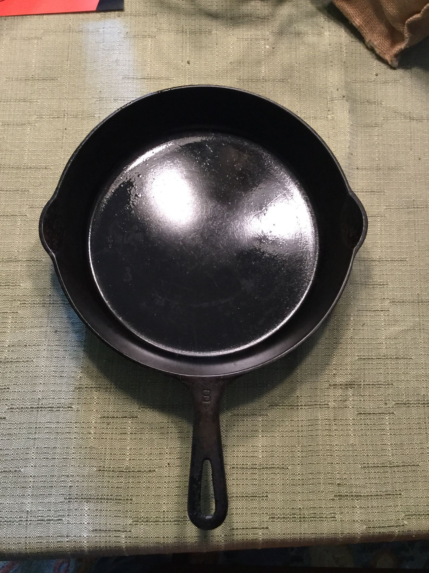 Griswold Cast Iron 8 Skillet and Lid for Sale in High Point, NC OfferUp