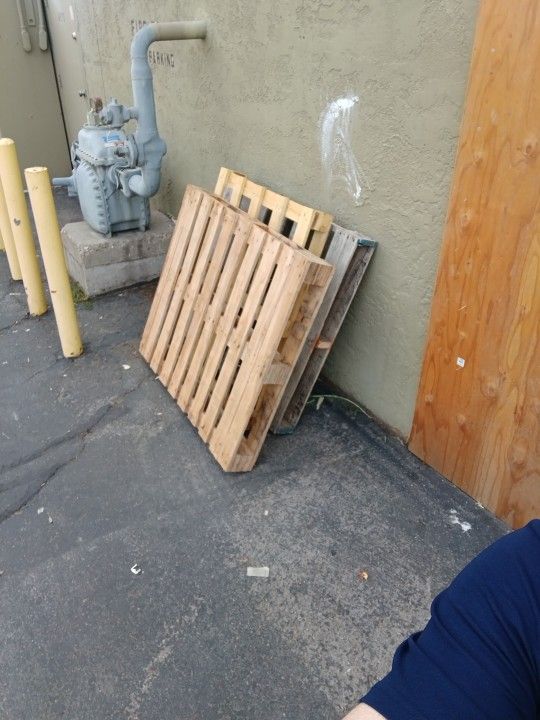Free Pallets 