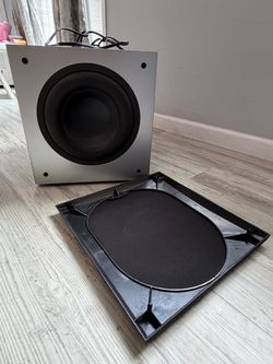 Polk PSW404 powered subwoofer