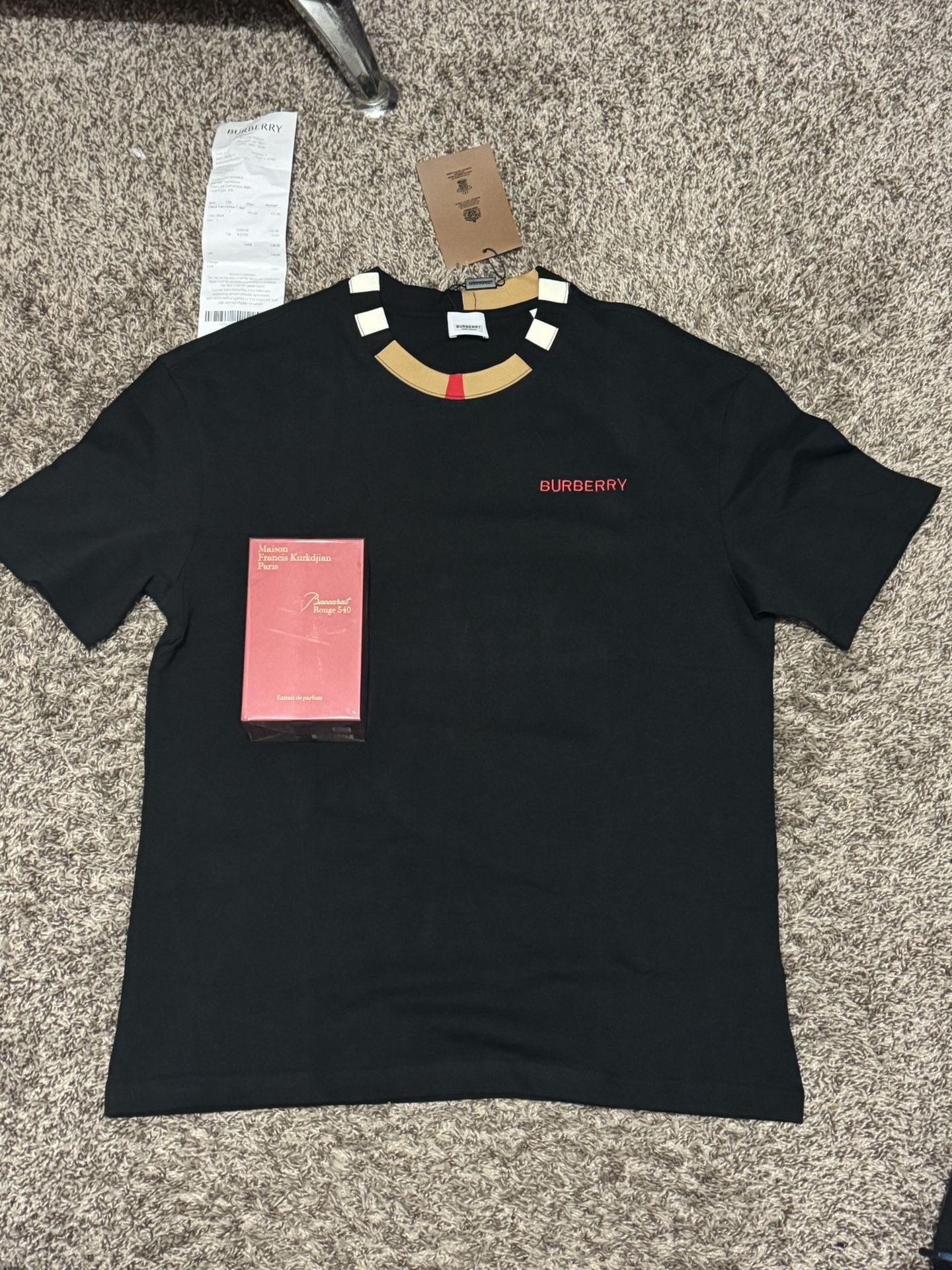 Burberry Tee + Baccarat Rouge 540 Bundle