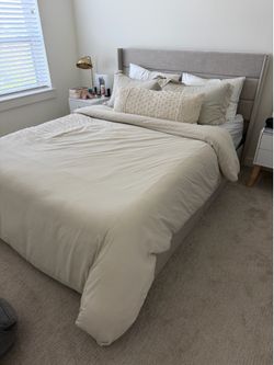 Queen bed frame, lift up storage