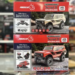 Redcat Ascent 18 International Scout II Brushless Rock Crawle