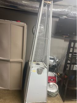 Tower patio heater