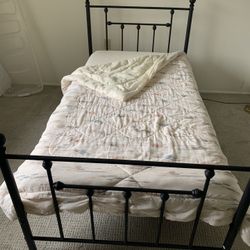 Twin Bed With Metal Bed Frame (including  2 Mattress Pad)