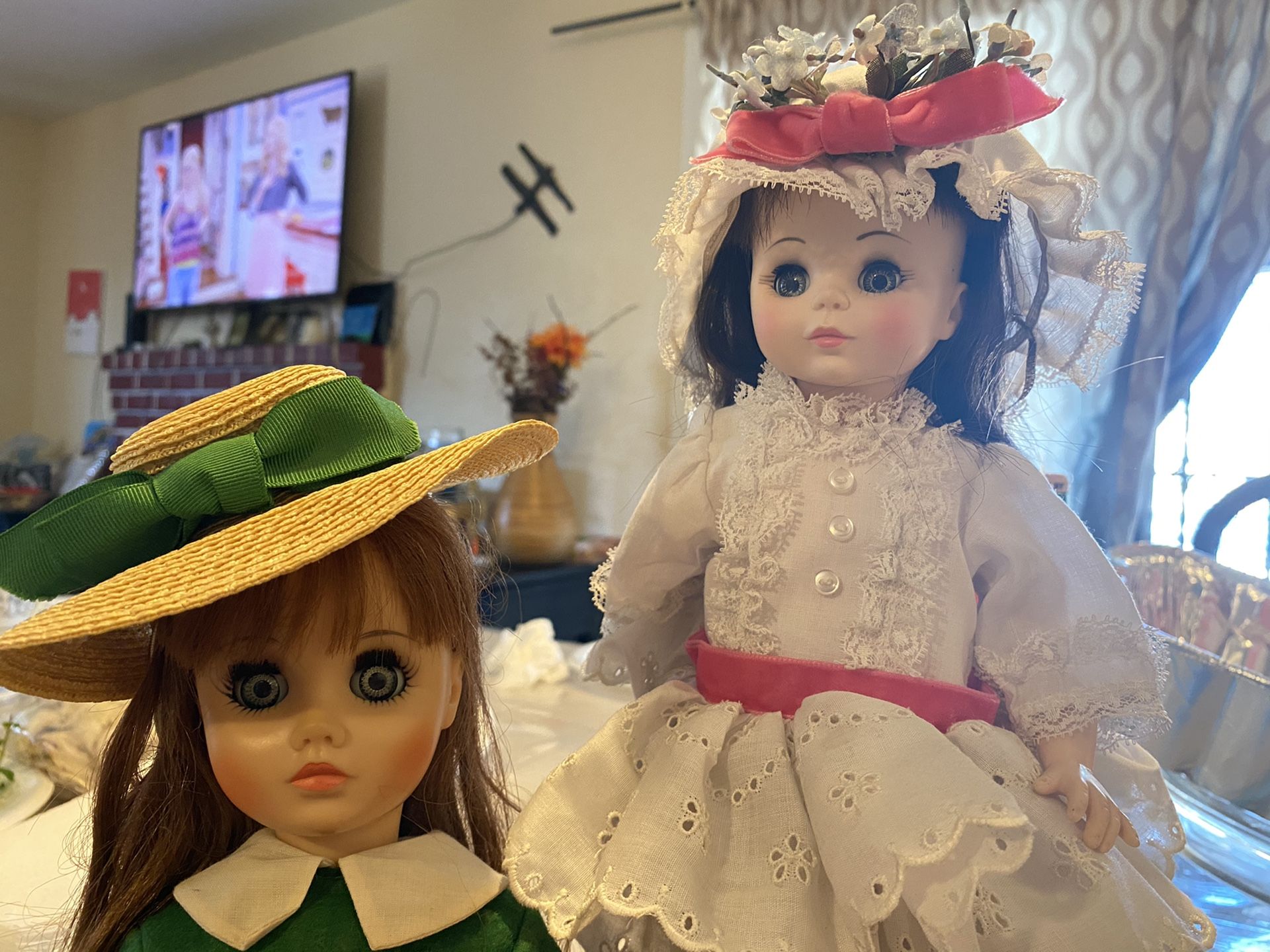 Madame alexander collection dolls