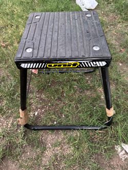 Dirt bike stand