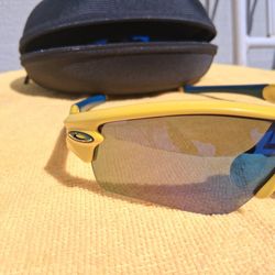 Oakley Classics Sport Sunglasses 