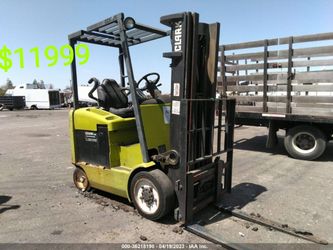 Selling a Fully Electric Forklift in excellent condition 1.2122