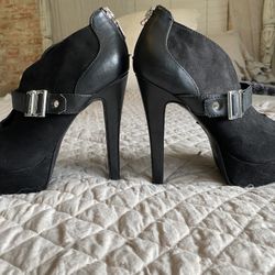 G by Guess Platform Heels *Unique Cut Out Top *Sz 7 *Smoke-Free