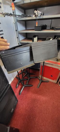 Manhassett Music Stand