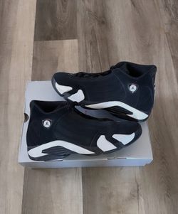 Jordan 14 black/white size 9.5
