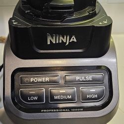 Ninja Professional 1000W Blender 72oz Pitcher Countertop Kitchen Mixer