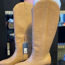 Ladies Boots, Western Style