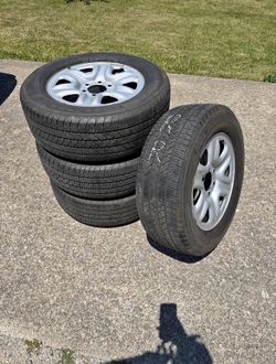 265/60 r18 tires/wheels