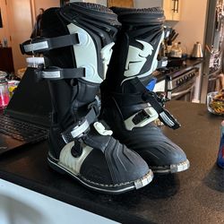 Thor Motocross Boots Size 8  Euro Size 42