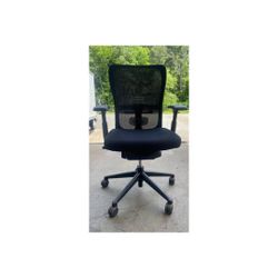 Refurbished Zody Task Chair- 6 Available 