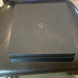 Ps4 Slim With 2 Controllers 