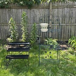 2 Outdoor Plant Stands