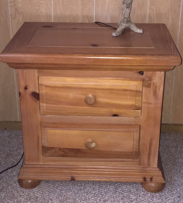 Broyhill Fontana Pine 2 Drawer Nightstand For Sale In Damascus Or Offerup