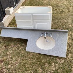 Bath Vanity With Sink