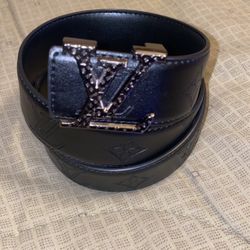 Louis Vuitton Belt (Black)