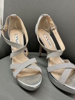 Nina Sandal