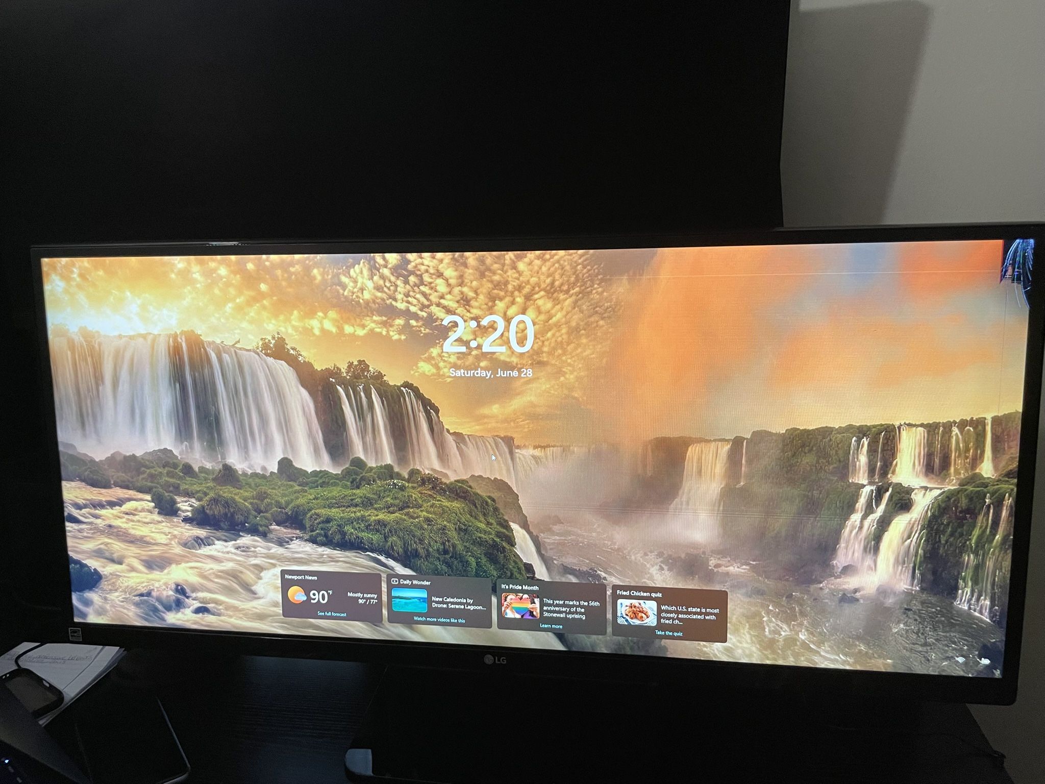 LG 34” UltraWide Monitor (34UM64-P) – Barely Used – Read Description