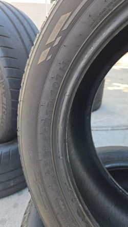 Used Pair Of 235/55/19 Kumho