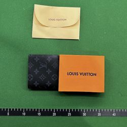 The Multiple Wallet, crafted in our new iconic black and grey Monogram Eclipse canvas, boasts numero