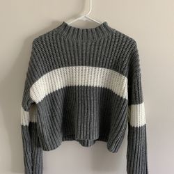 Forever, 21 Crop Crewneck Sweatshirt, Size Medium