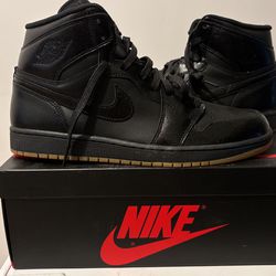 Sneakers Air Jordan 1 Black Gum Bottom