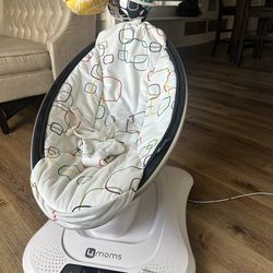 4moms mamaroo