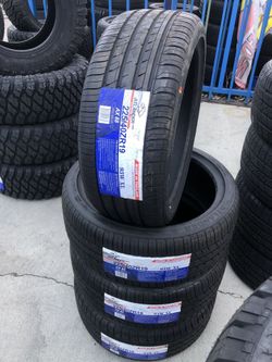 225 40 19 Brand New Set Of Tires