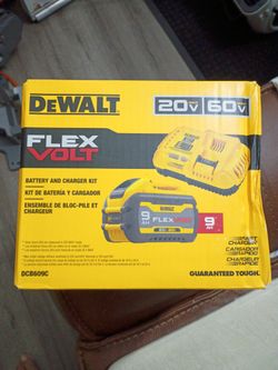 DeWalt FlexVolt 20V/60V Battery and Charger Kit