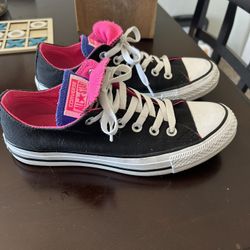 Converse Barely Worn