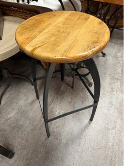 Adjustable Wood and Metal Bar Stool (Heavy Duty)