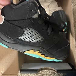 Toddler Jordan 5 Retro Size 4