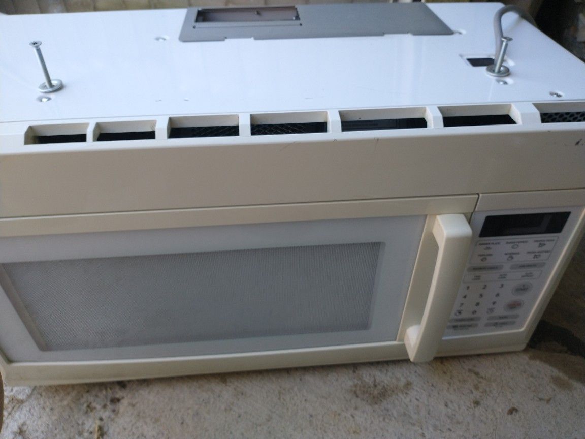 Above The Stove Microwave