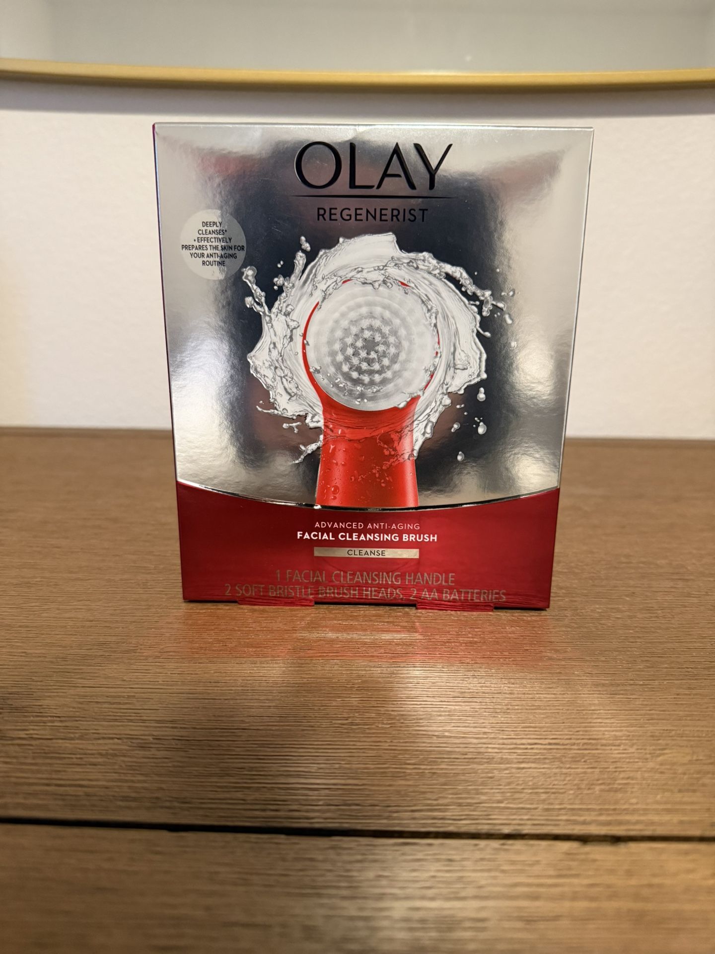 NEW Olay Regenerist Facial Cleansing Brush