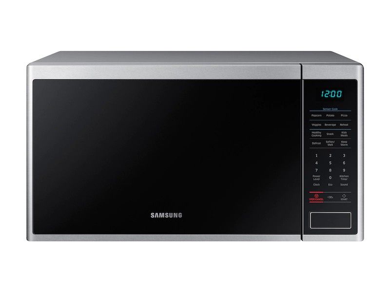 New in box Countertop Microwave 1.4 cu. ft. with Sensor Cooking in Stainless Steel