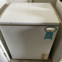 3.6cu Chest Freezer