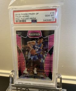 2019 Panini Prizm Draft Picks Tyler Herro Pink Pulsar Prizm #15 PSA 10