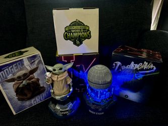 LA DODGERS STAR WARS NIGHT “GROGU”/ DEATH STAR