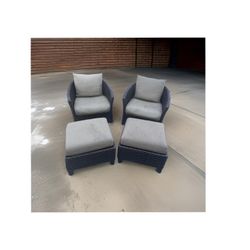 Swivel Wicker Accent Chair with Beige Cusions with Ottomans for Living Room or